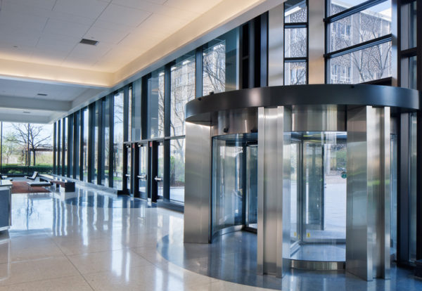 Soluciones de acceso: Puertas automática y control de acceso